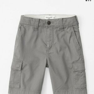 Abercrombie kids boys cargo short size 5/6